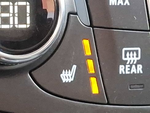 Used 2024 Chevrolet Equinox LT image 23