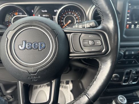 Used 2021 Jeep Wrangler Unlimited Sport image 19