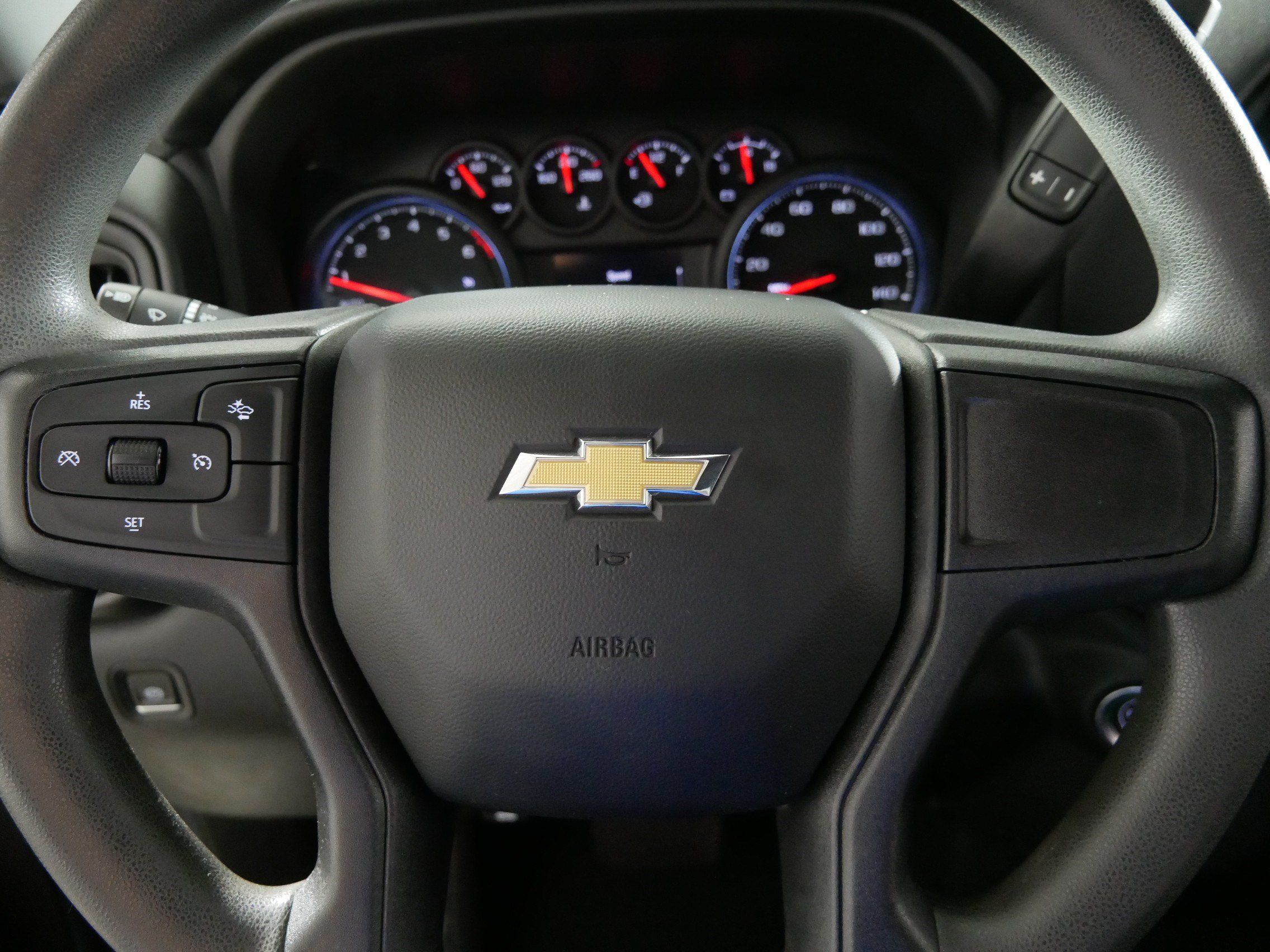 Used 2023 Chevrolet Silverado 1500 Custom AWD/4WD image 25