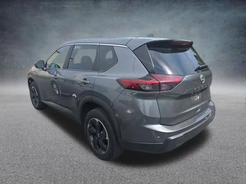 Used 2025 Nissan Rogue SV AWD/4WD image 5