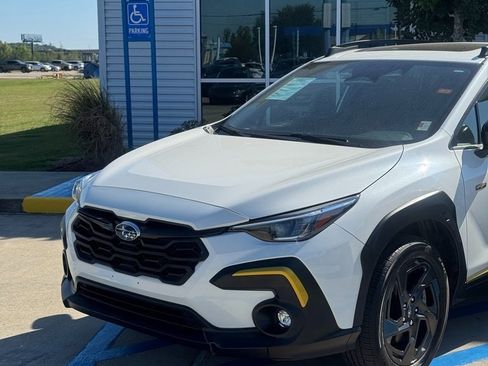 Used 2024 Subaru Crosstrek 2.5i Sport image 2