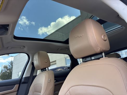 Certified 2023 Jaguar F-PACE S AWD/4WD image 22