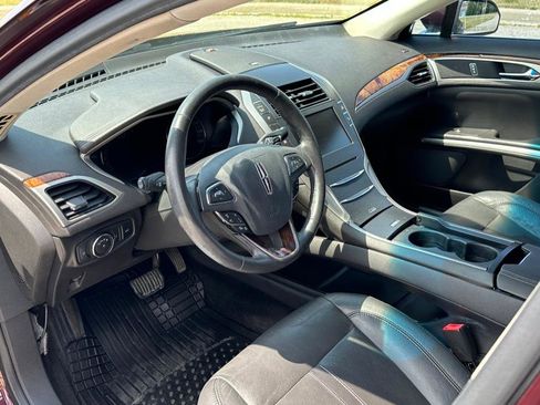Used 2013 Lincoln MKZ image 15