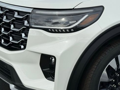 New 2026 Ford Explorer Platinum w/ LUX Leather Package image 11