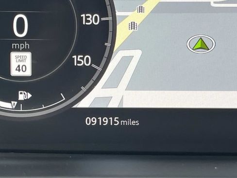 Used 2018 Land Rover Discovery HSE AWD/4WD image 48