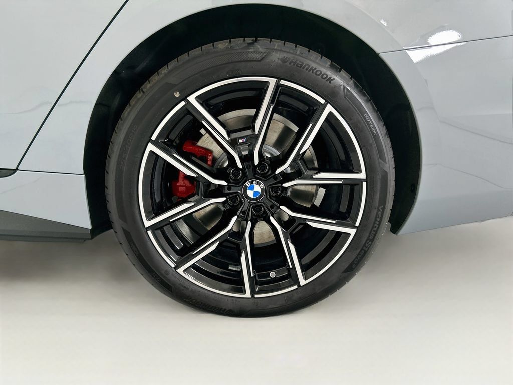 New 2026 BMW i4 eDrive40 w/ M Sport Package RWD image 30
