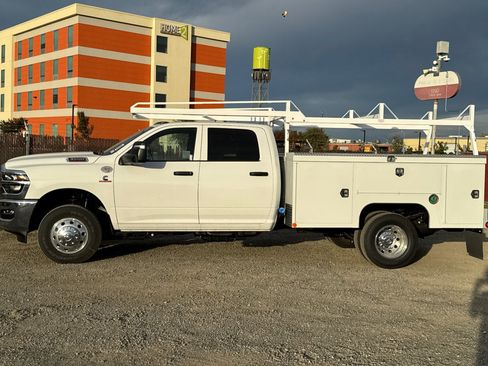 New 2026 RAM 3500 Tradesman w/ Chrome Appearance Group image 6