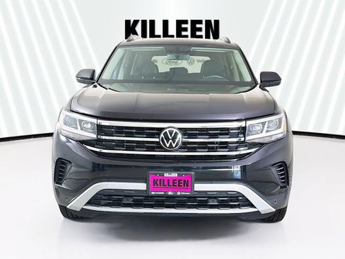 Used 2023 Volkswagen Atlas SE w/ Panoramic Sunroof Package FWD image 2