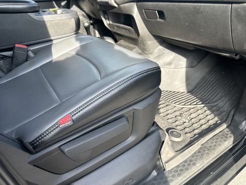 Used 2023 RAM 3500 Tradesman w/ Bed Utility Group image 28