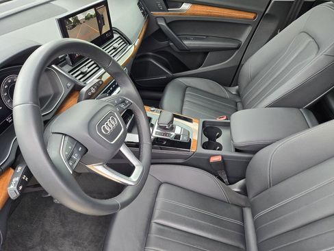 Certified 2023 Audi Q5 2.0T Premium Plus w/ Premium Plus Package image 17