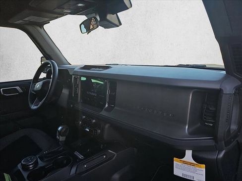 New 2025 Ford Bronco Big Bend image 9