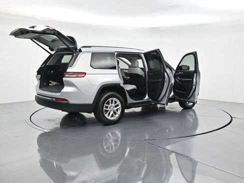 Used 2023 Jeep Grand Cherokee L Laredo w/ Luxury Tech Group I AWD/4WD image 52