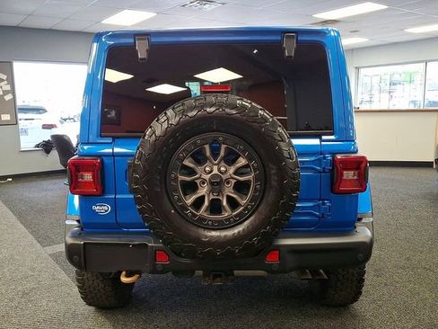 Used 2023 Jeep Wrangler Unlimited Rubicon 392 w/ Dual Top Group AWD/4WD image 5
