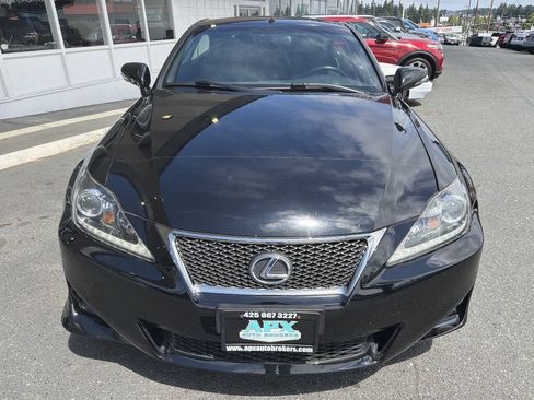 Used 2013 Lexus IS 250C RWD image 7