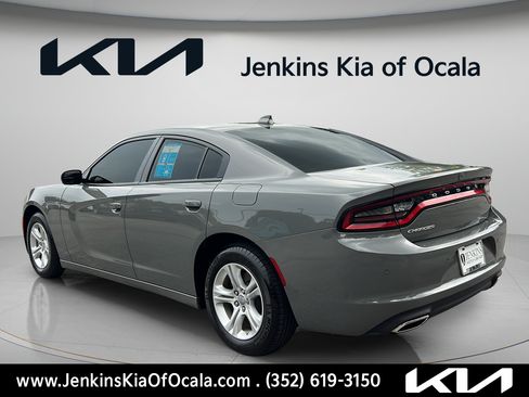Used 2023 Dodge Charger SXT RWD image 5