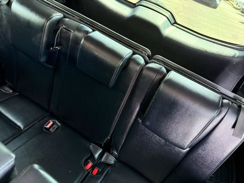 Used 2019 Toyota Highlander XLE AWD/4WD image 19