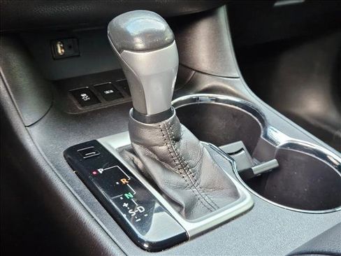 Used 2015 Toyota Highlander Plus image 12