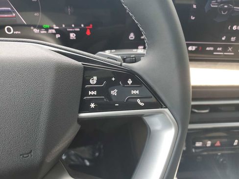 New 2025 Audi Q5 Premium Plus image 17