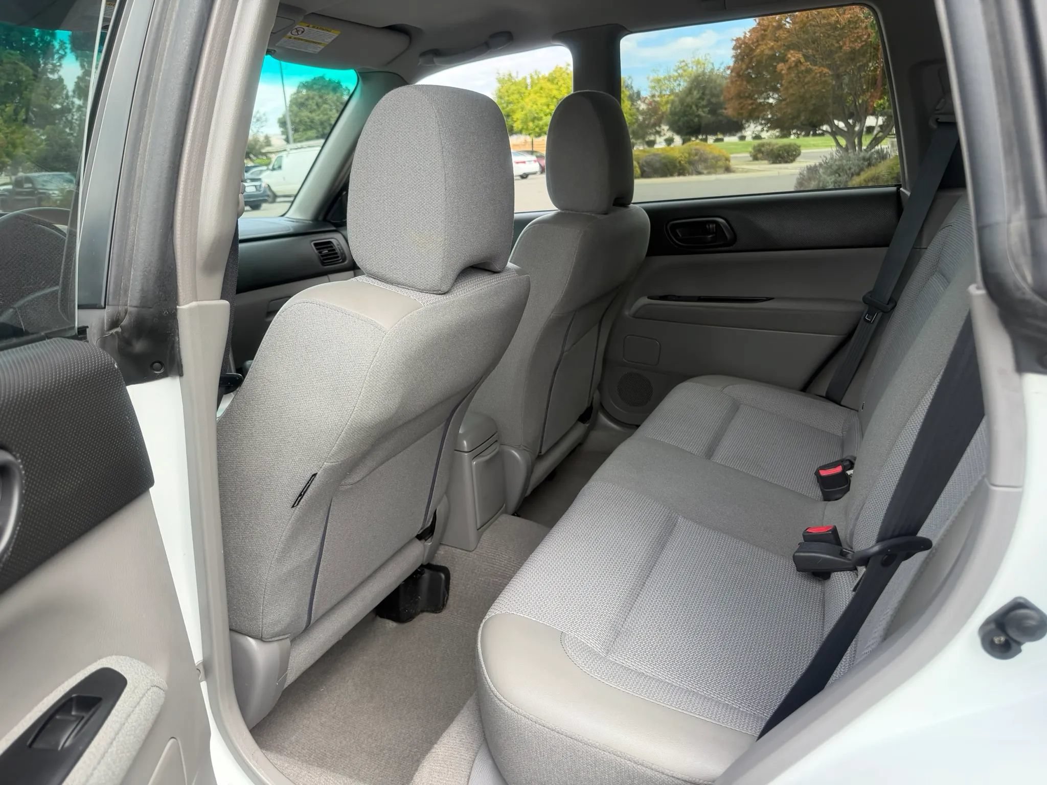 Used 2004 Subaru Forester 2.5X AWD/4WD image 12