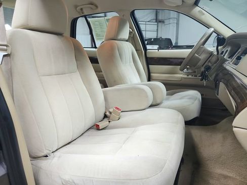 Used 2007 Mercury Grand Marquis GS RWD image 36