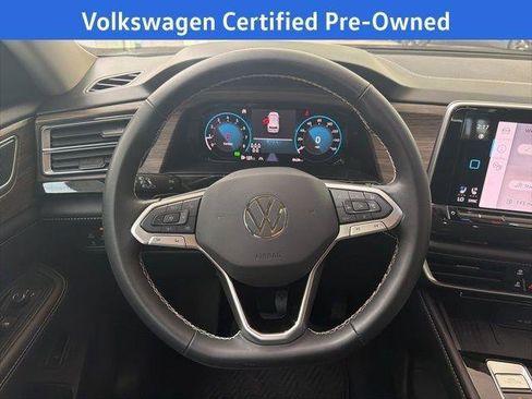 Certified 2025 Volkswagen Atlas SEL image 21