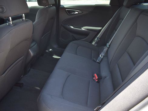 Used 2020 Chevrolet Malibu LS w/ LPO, Convenience Package 1 FWD image 17