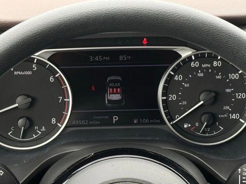 Used 2023 Nissan Rogue SV image 23