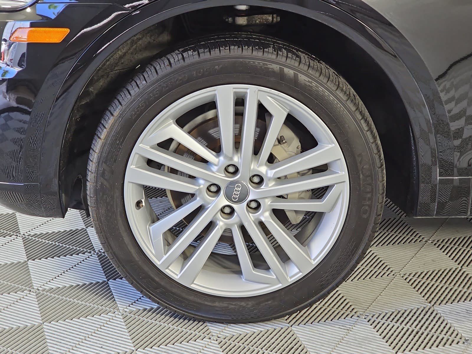 Used 2018 Audi Q5 2.0T Premium Plus w/ Premium Plus Package AWD/4WD image 9