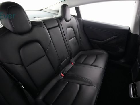 Used 2020 Tesla Model 3 Performance image 9