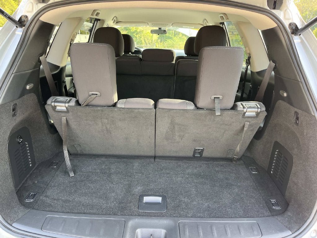 Used 2020 Nissan Pathfinder S FWD image 22