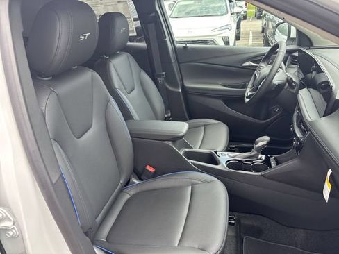 New 2026 Buick Encore GX Sport Touring w/ Comfort Package FWD image 23