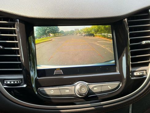 Used 2019 Chevrolet Trax LS FWD image 20