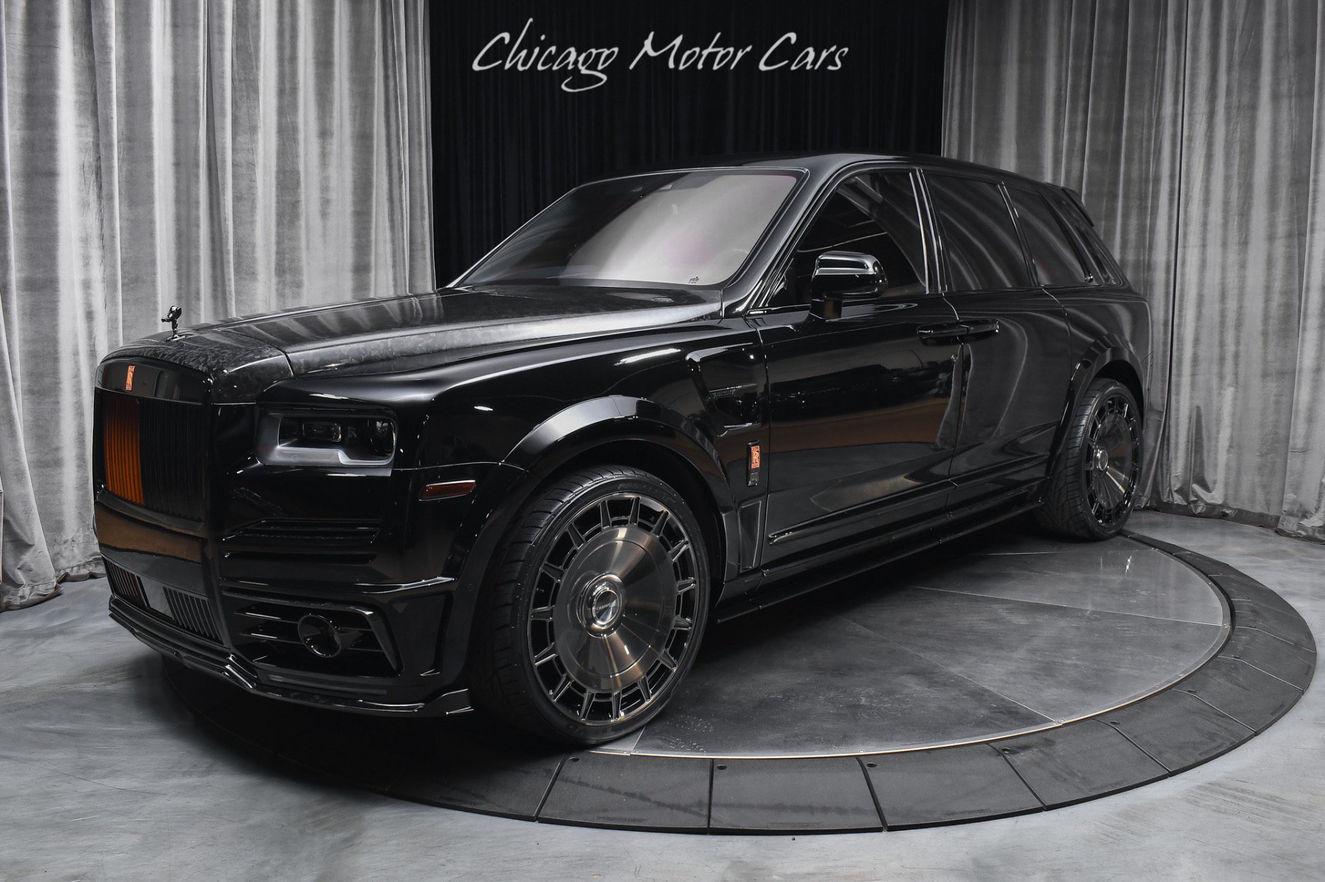 Used 2022 Rolls-Royce Cullinan Black Badge AWD/4WD image 26