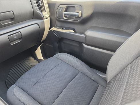 Used 2024 Chevrolet Silverado 2500 Custom w/ Custom Convenience Package AWD/4WD image 22