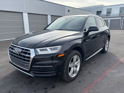 Used 2018 Audi Q5 2.0T Premium Plus w/ Premium Plus Package image 2