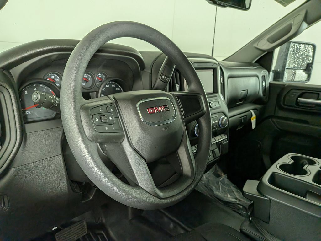 New 2026 GMC Sierra 2500 Pro w/ 1SA Pro Safety Plus Package AWD/4WD image 17