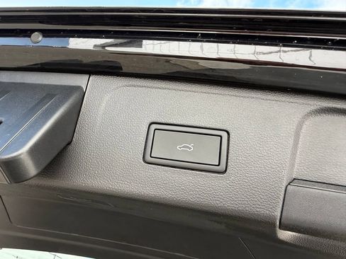 New 2026 Volkswagen Atlas SE AWD/4WD image 32
