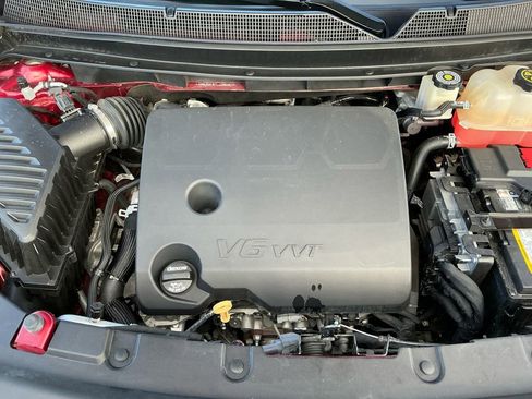 Used 2020 Chevrolet Traverse LT image 25