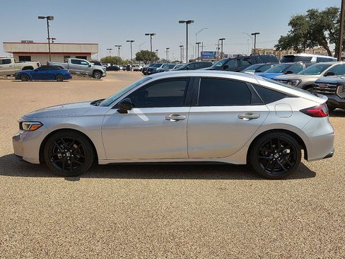 Used 2025 Honda Civic Sport image 2
