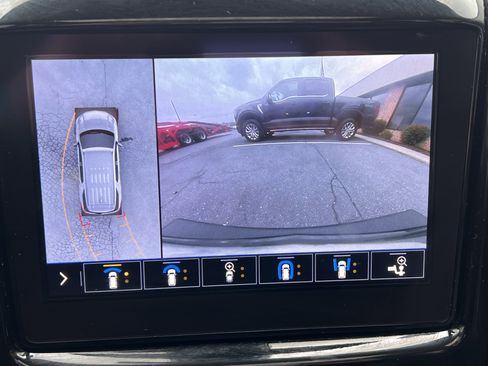 Used 2020 Chevrolet Traverse Premier w/ Redline Edition image 27