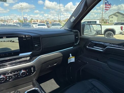 New 2026 GMC Sierra 1500 Elevation w/ Elevation Premium Package AWD/4WD image 46