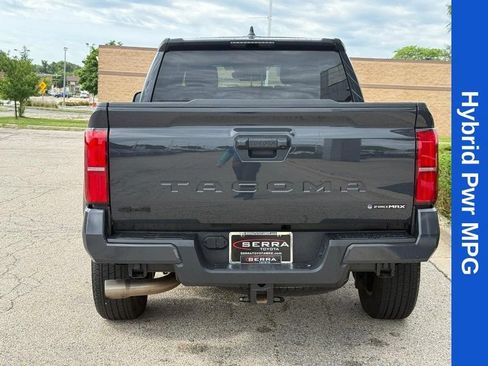 Used 2024 Toyota Tacoma TRD Sport AWD/4WD image 4