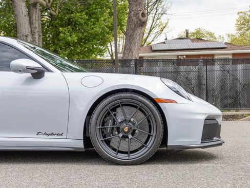 Used 2026 Porsche 911 GTS image 25