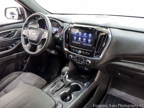 Used 2023 Chevrolet Traverse LT AWD/4WD image 34