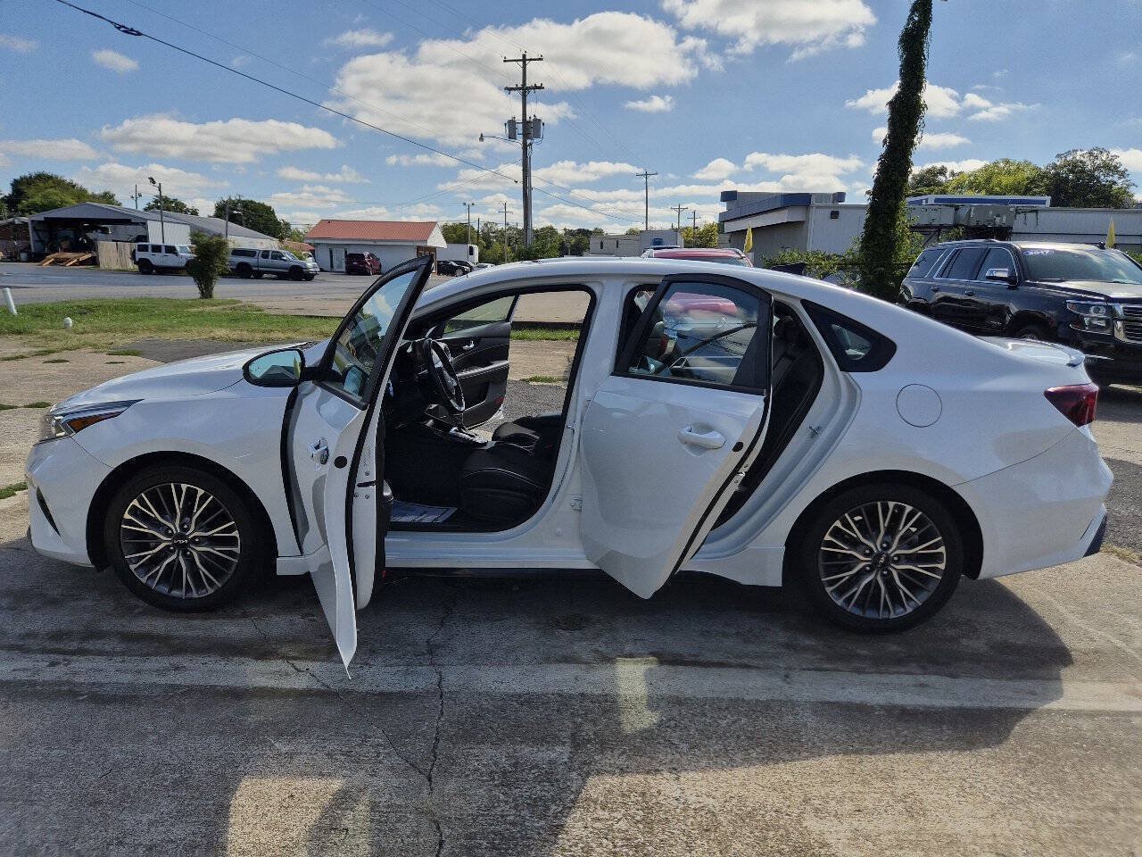 Used 2022 Kia Forte GT-Line w/ GT-Line Premium Package FWD image 21