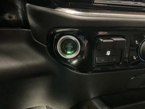 Used 2024 Chevrolet Silverado 2500 LT image 27