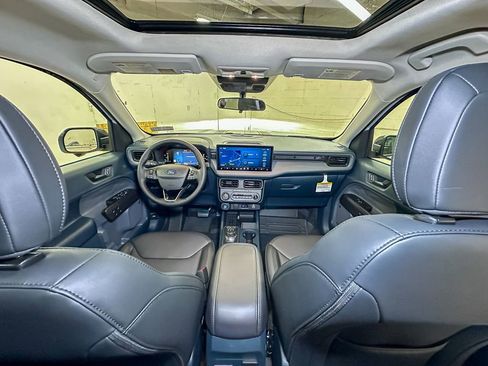 New 2025 Ford Maverick Lariat w/ Black Appearance Package image 24