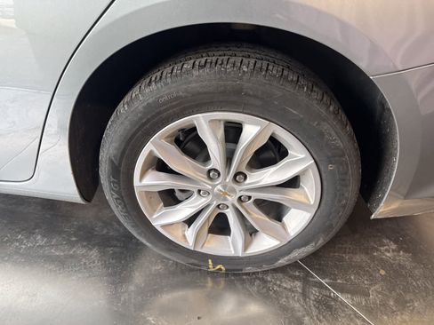 Used 2025 Chevrolet Malibu LT image 10