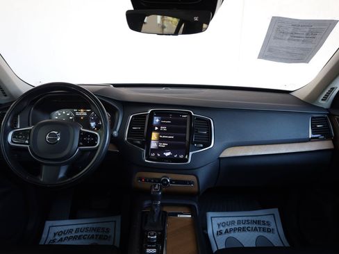 Used 2021 Volvo XC90 T6 Momentum w/ Protection Package Premier AWD/4WD image 40