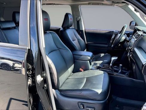 Used 2023 Toyota 4Runner TRD Off-Road Premium w/ Off Road Premium Plus Package image 28